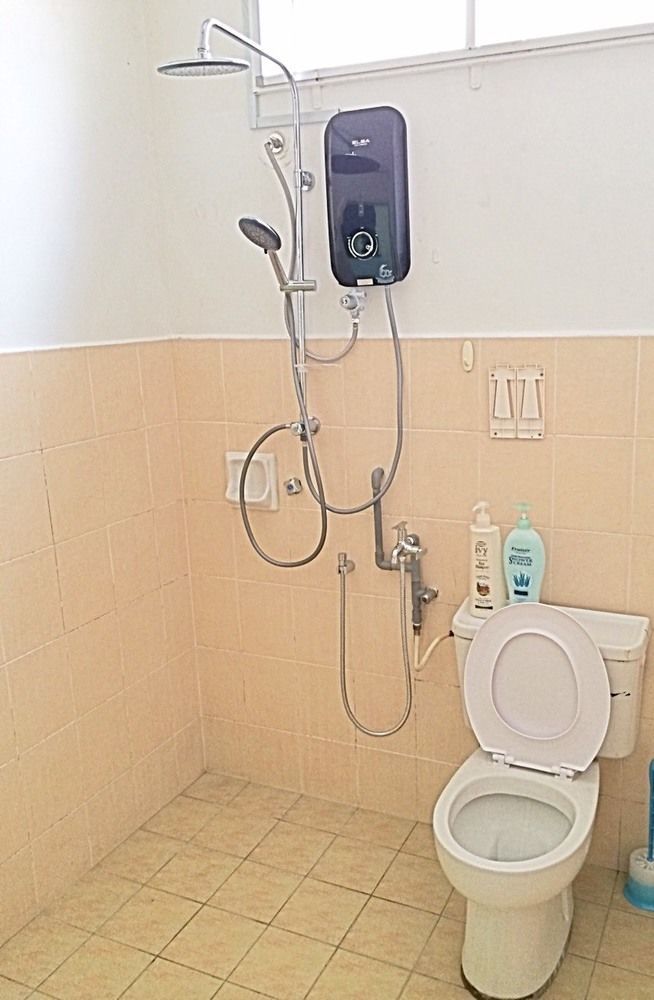 Vinz Homestay Malacca Екстериор снимка